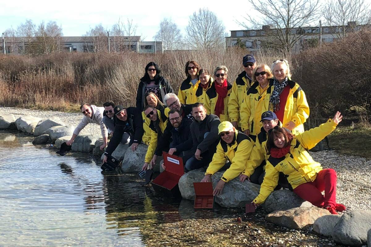 Traditionelles Geldbeutel waschen!